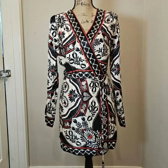 Farm Rio Scarf Wrap Mini Dress Size Small - Picture 2 of 11
